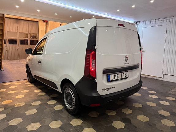 Renault Express 4 of 18