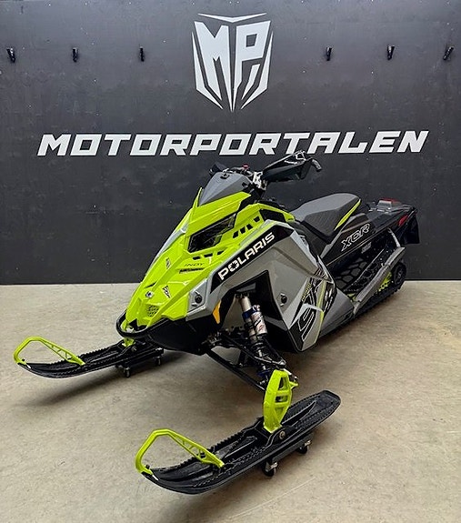 Polaris XCR 9R 136" 3 of 4