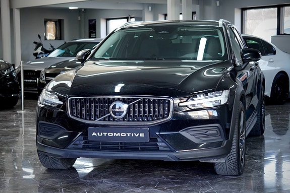 Volvo V60 Cross Country 8 of 21