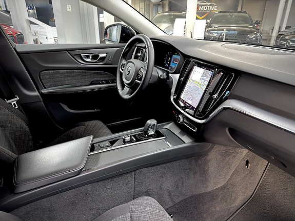 Volvo V60 Cross Country 11 of 21