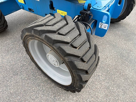 GENIE Z-51/30 Vikbomslift – 17,6 m – 4WD – Nybesiktigad 7 of 9