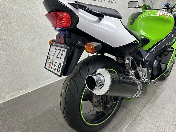 Kawasaki ZX-7R - 2700 mil Classic Superbike 18 of 18