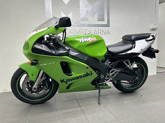 Kawasaki ZX-7R - 2700 mil Classic Superbike 14 of 18
