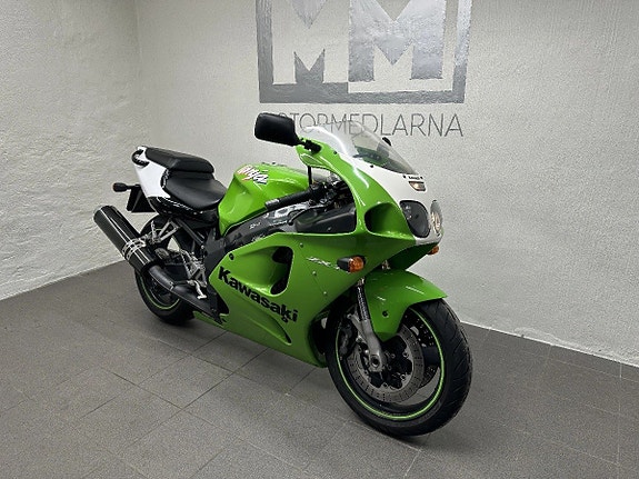 Kawasaki ZX-7R - 2700 mil Classic Superbike 7 of 18