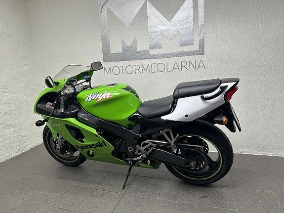 Kawasaki ZX-7R - 2700 mil Classic Superbike 13 of 18
