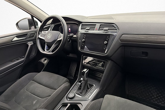 Volkswagen Tiguan Allspace 22 of 27