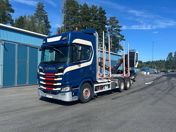 Scania R650 6x4 timmerbil