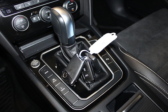 Volkswagen Passat 22 of 23