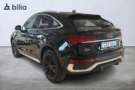 Audi Q5 2 of 5