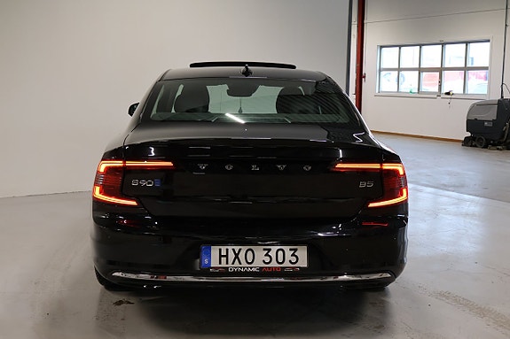 Volvo S90 4 of 5