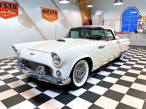 Ford Thunderbird