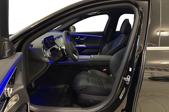 Mercedes-Benz E300 7 of 13