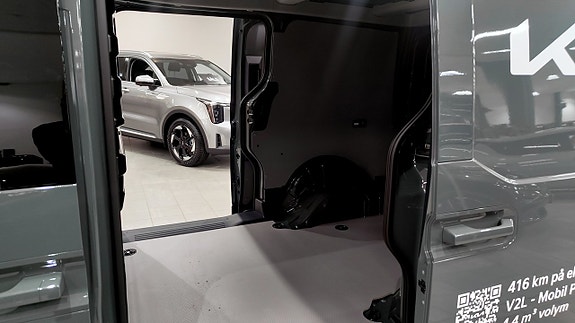 Kia PV5 9 of 12