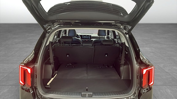 Kia Sorento 12 of 12