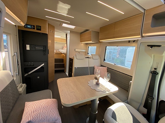 Adria Matrix 670 SL 60Y -Automat-Långbädd-3500 kg-DEMOUTFÖRSÄLJNING-REA! 10 of 23