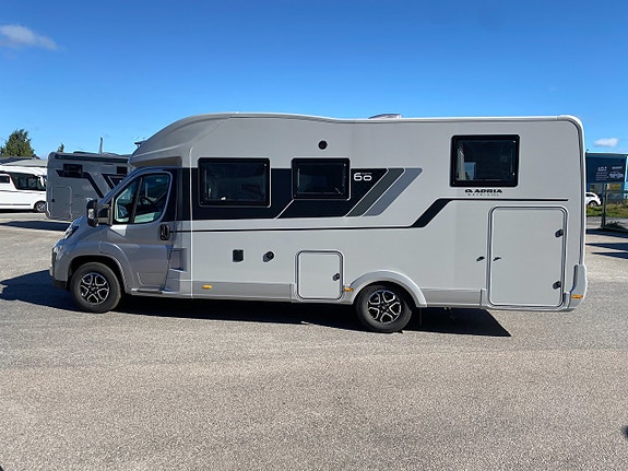 Adria Matrix 670 SL 60Y -Automat-Långbädd-3500 kg-DEMOUTFÖRSÄLJNING-REA! 5 of 23