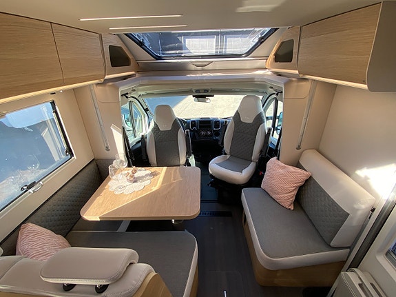 Adria Matrix 670 SL 60Y -Automat-Långbädd-3500 kg-DEMOUTFÖRSÄLJNING-REA! 21 of 23