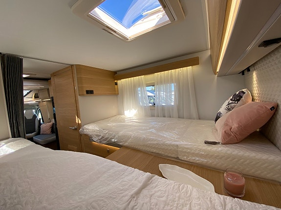 Adria Matrix 670 SL 60Y -Automat-Långbädd-3500 kg-DEMOUTFÖRSÄLJNING-REA! 15 of 23