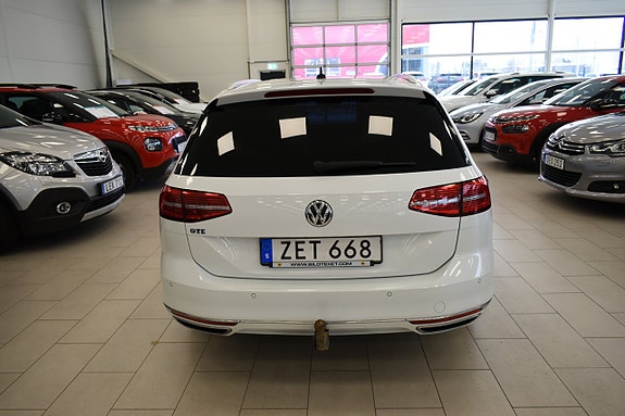 Volkswagen Passat 5 of 5