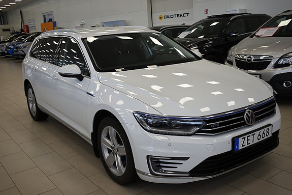 Volkswagen Passat 3 of 5