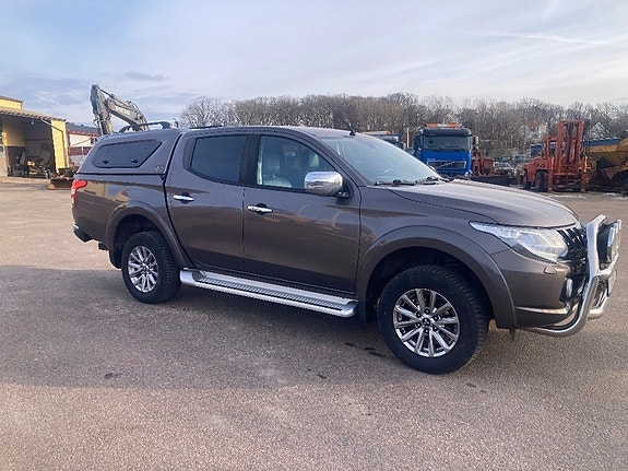 Mitsubishi L 200 2 of 10