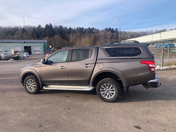 Mitsubishi L 200 3 of 10