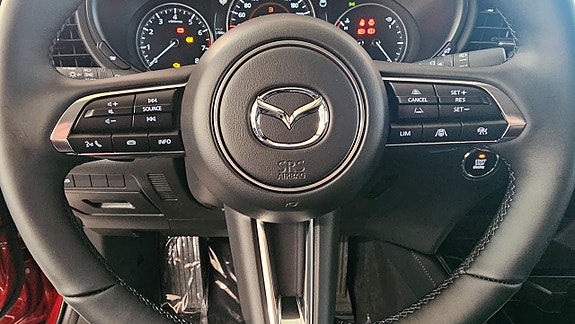 Mazda CX-30 12 of 14