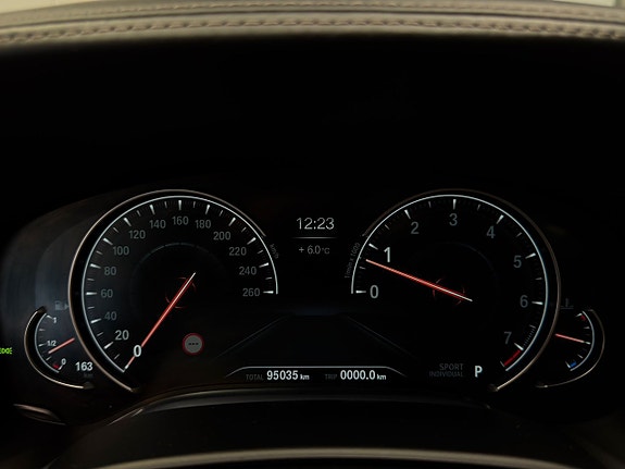BMW 750Li 17 of 27