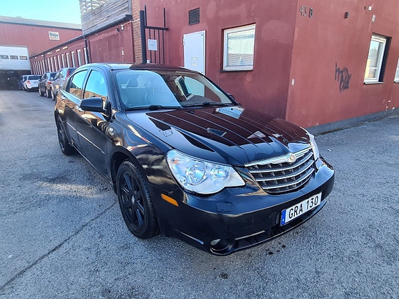 Chrysler Sebring 2 of 10