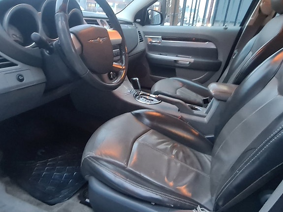 Chrysler Sebring 7 of 10