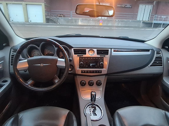 Chrysler Sebring 6 of 10