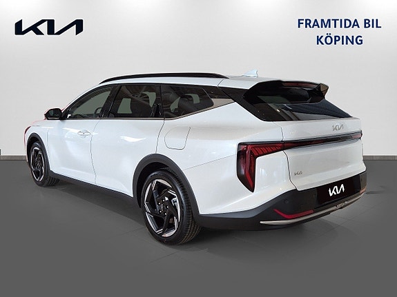 Kia K4 6 of 20