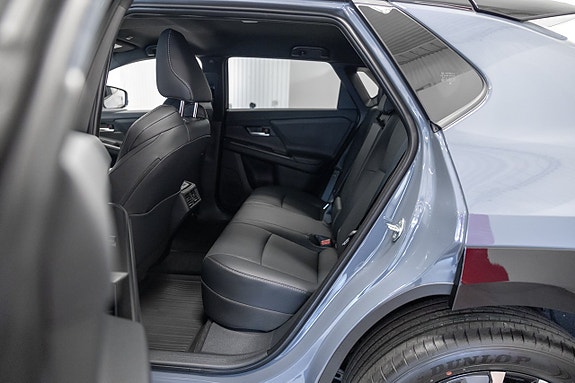 Subaru Solterra 24 of 29