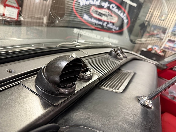 Chrysler Windsor 21 of 28