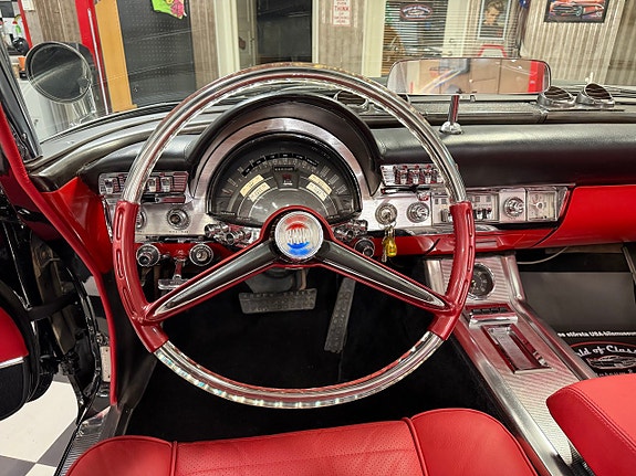 Chrysler Windsor 20 of 28