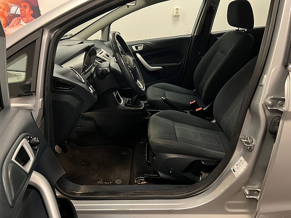 Ford Fiesta 8 of 23