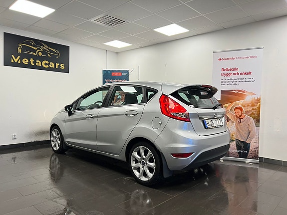 Ford Fiesta 4 of 23