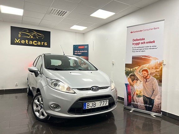 Ford Fiesta 2 of 23