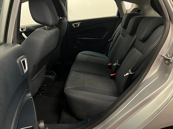 Ford Fiesta 11 of 23