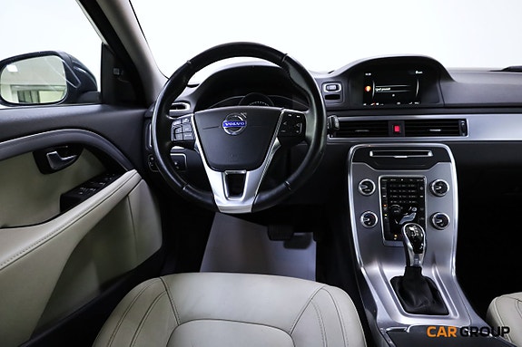 Volvo V70 10 of 24