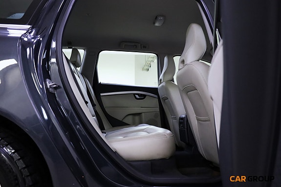 Volvo V70 14 of 24