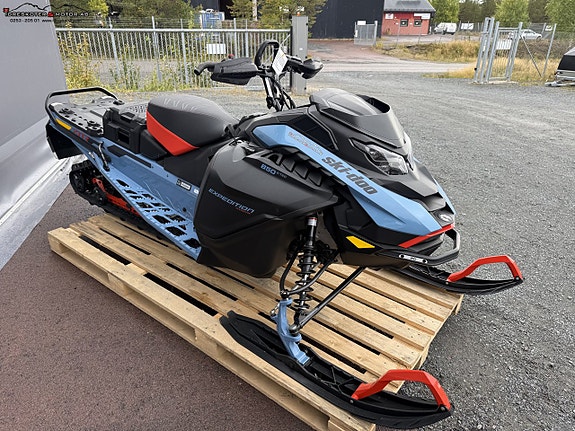 Ski-doo Expedition Xtreme 850 E-TEC 4.5" Display Scandi Blue *Kampanj* 4 of 7