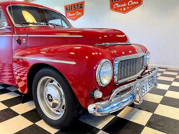 Volvo PV 6 of 27