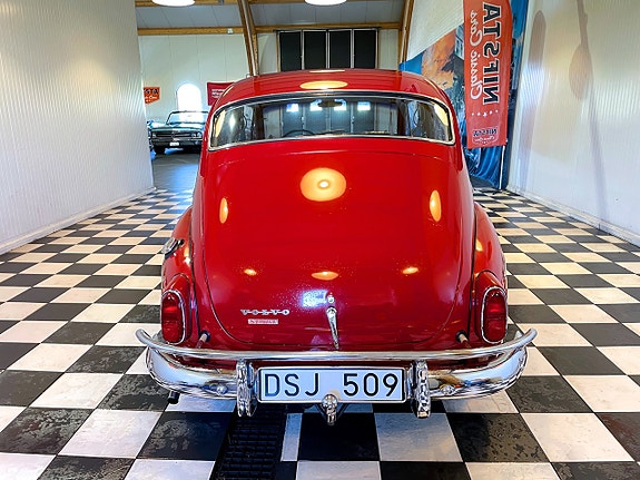 Volvo PV 15 of 27
