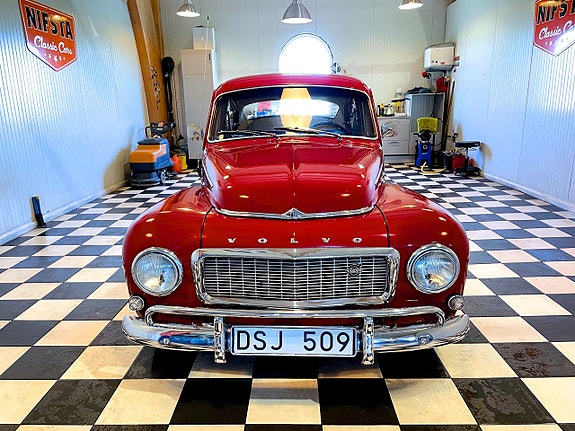Volvo PV 7 of 27