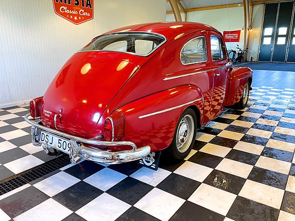 Volvo PV 10 of 27