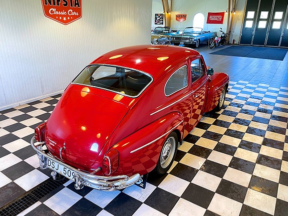 Volvo PV 9 of 27