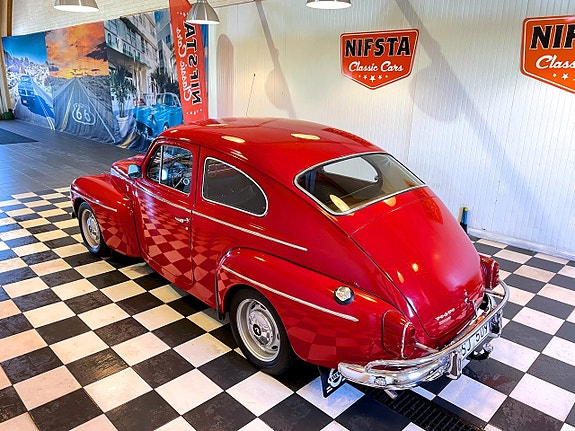 Volvo PV 12 of 27
