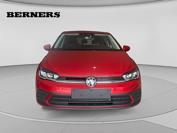 Volkswagen Polo 8 of 15