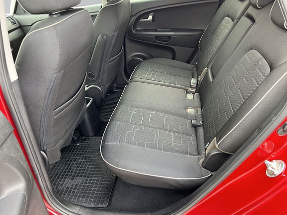 Kia Venga 7 of 9